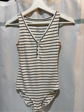 American Eagle Outfitters White and Black Striped Ribbed Henley Bodysuit